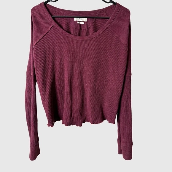 Aritzia TNA Waffle Knit Shirt - Picture 1 of 8